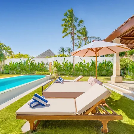 Villa Cologne - 6 Bdr Villa, 2 Private Pools & Huge Garden, Walk To The Beach Seminyak  Exterior photo